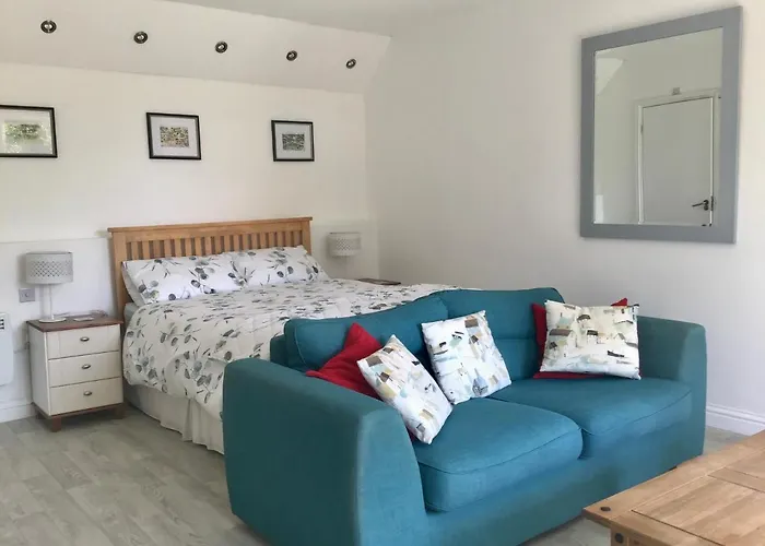 Wadebridge Whitecross Studio 1